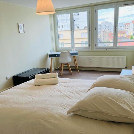 Espace 500 - Cosy, Wifi & Vue Sur La Ville Saint-Etienne  Eksteriør bilde