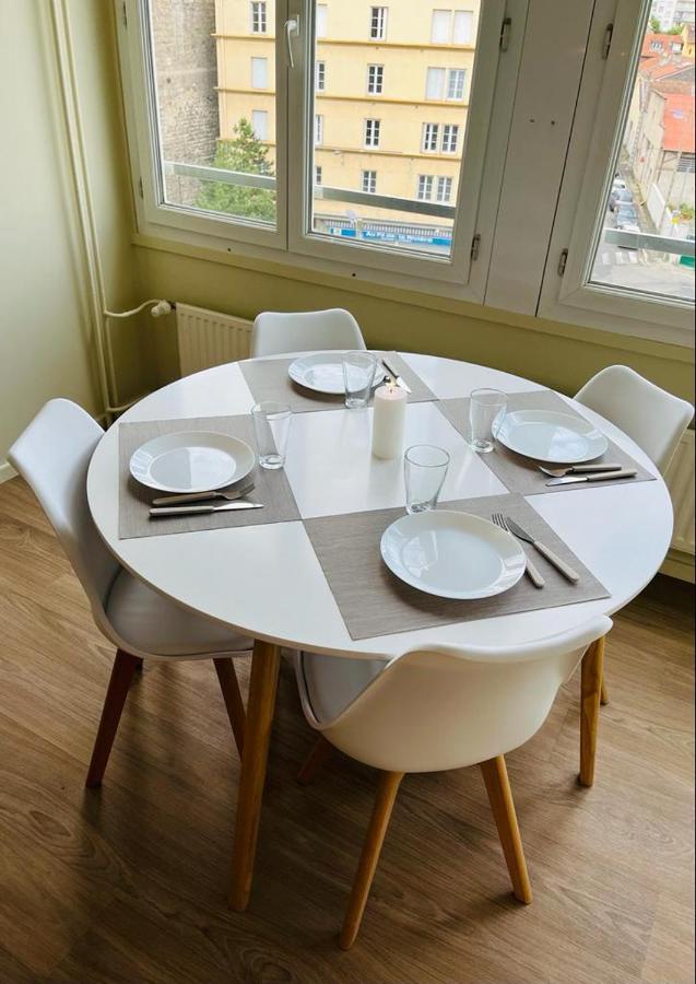 Espace 500 - Cosy, Wifi & Vue Sur La Ville Saint-Etienne  Eksteriør bilde